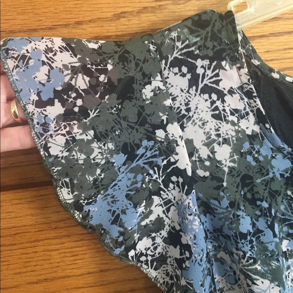 Avon Black and blue floral dress. - Picture 4 of 5